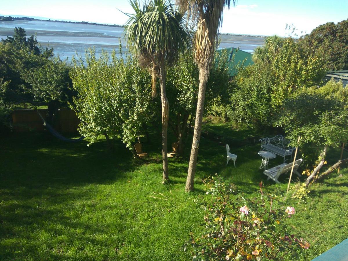 Sea View Big Garden Near City Apartment Christchurch Exterior photo